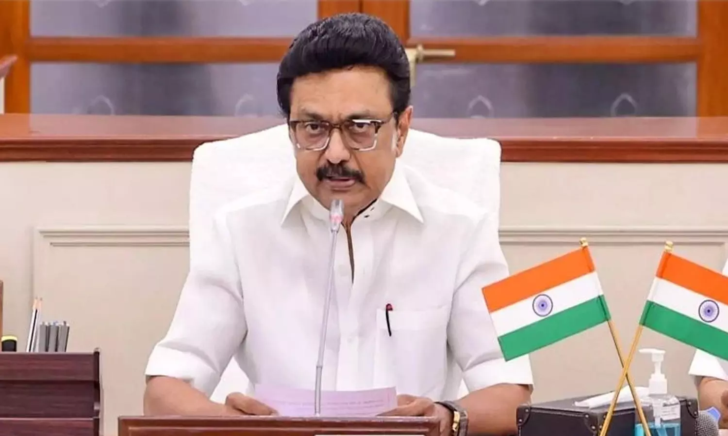 மின்வெட்டு குறித்து மக்களுக்கு எஸ்.எம்.எஸ் அனுப்ப வேண்டும்- முதலமைச்சர் மு.க.ஸ்டாலின்