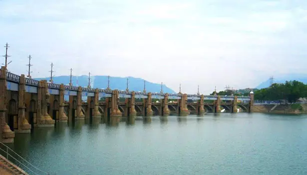 மேட்டூர் அணை நீர்மட்டம் 109 அடியாக உயர்வு மேட்டூர் அணை நீர்மட்டம் 109 அடியாக உயர்வு