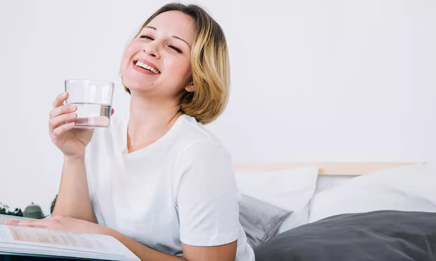 காலையில் வெறும் வயிற்றில் வெந்நீர் குடிப்பவரா நீங்கள்? இனி கவலையே வேண்டாம்...