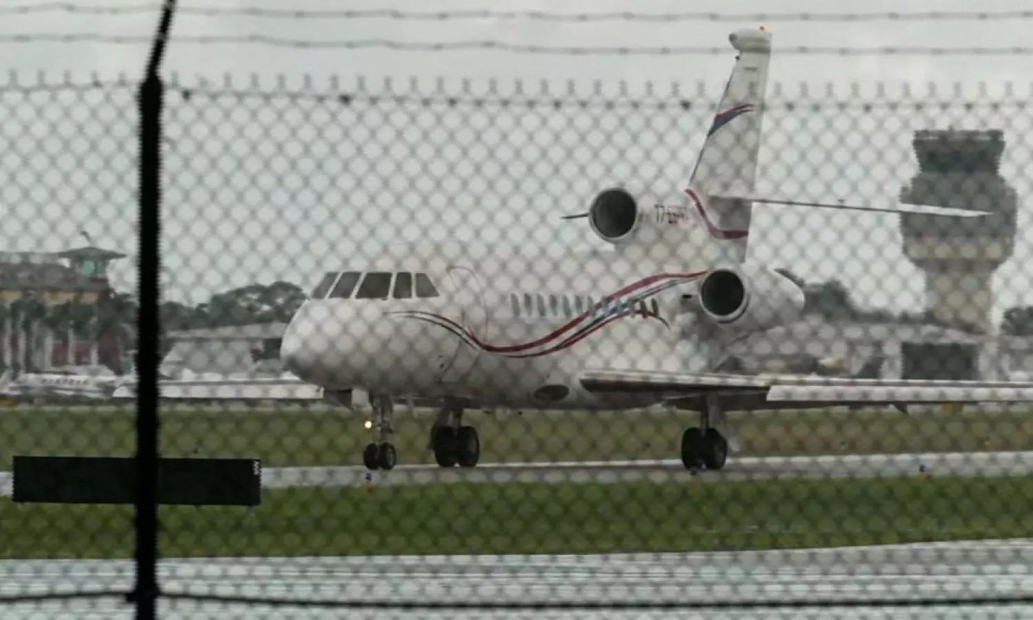 பாராளுமன்ற தேர்தல் எதிரொலி: கொலம்பியா விமானங்களுக்கு தடை விதித்த வெனிசுலா