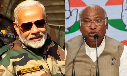 எச்சரிக்கையாக காஷ்மீர் பயணத்தை ரத்து செய்த மோடி.. சுற்றுலாப் பயணிகளுக்கு சொல்லாதது ஏன்? - கார்கே