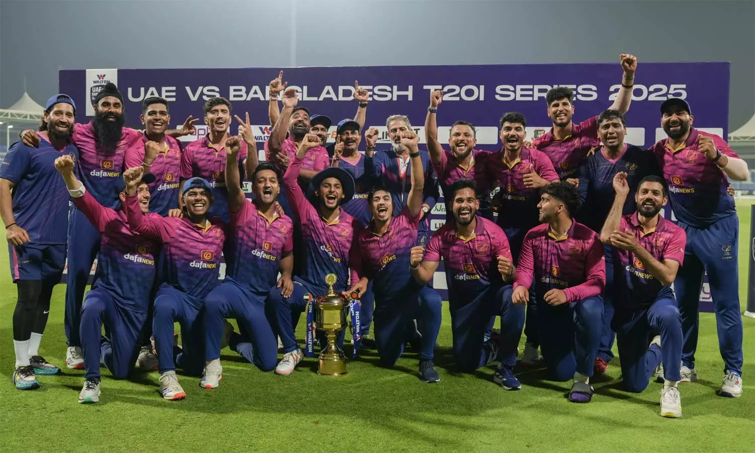 3வது போட்டியில் வெற்றி: வங்கதேசத்துக்கு எதிரான டி20 தொடரை வென்றது யு.ஏ.இ.