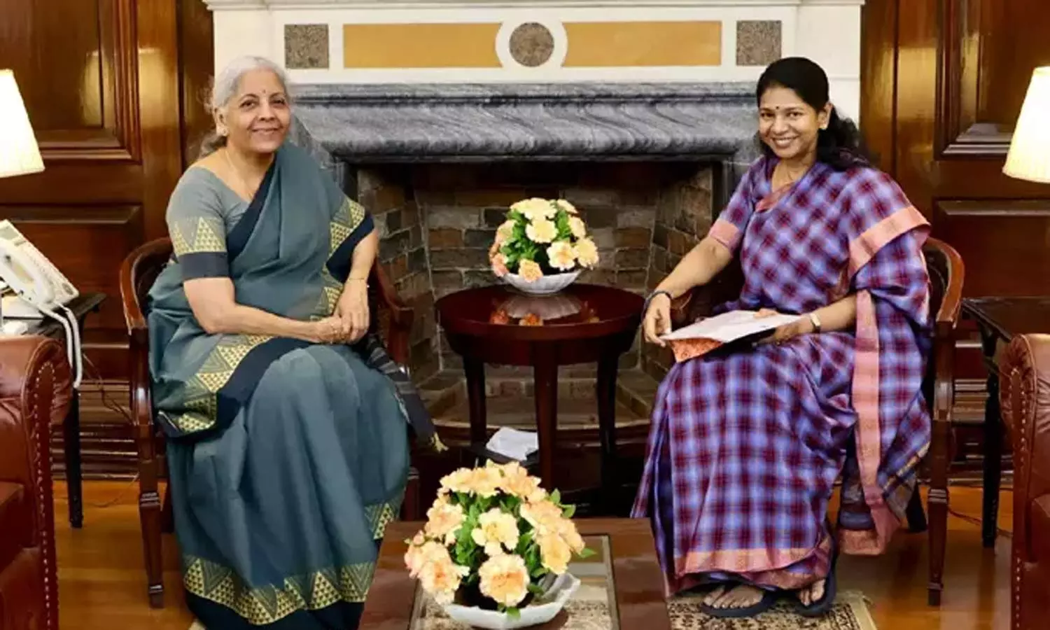 செங்கல் மீதான ஜிஎஸ்டி வரியை குறைக்கவும்: நிதி மந்திரியிடம் வலியுறுத்திய கனிமொழி எம்.பி.