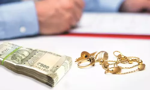 நகைக்கடன் கட்டுப்பாடுகளால் பாதிக்கப்படுவோம் -  வியாபாரிகள்