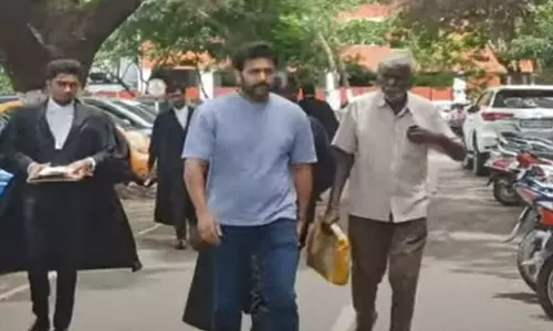 விவாகரத்து வழக்கு: விசாரணைக்கு நீதிமன்றத்தில் நேரில் ஆஜரான ரவி மோகன் - ஆர்த்தி