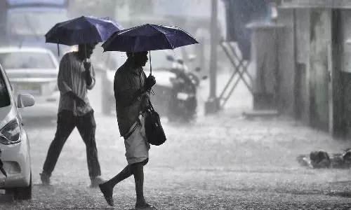 கேரளாவில் சைரன் ஒலி எழுப்பி கனமழை எச்சரிக்கை - வயநாட்டில் சுற்றுலா தலங்கள் மூடல்