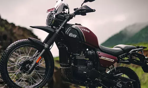 அடுத்த மாதம் வெளியாகும் 2025 அட்வென்ச்சர் - தேதியை அறிவித்த யெஸ்டி