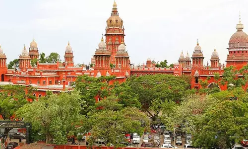 துணைவேந்தர் நியமனம் விவகாரம்- அரசுக்கு வழங்கிய சட்டப்பிரிவுக்கு இடைக்கால தடை