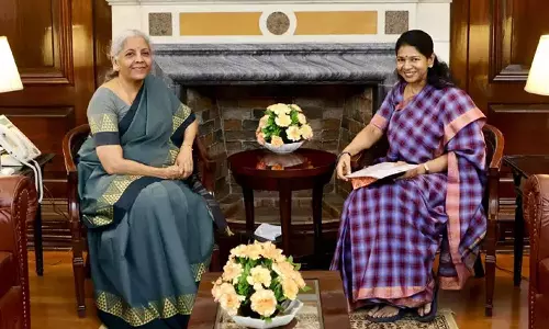 செங்கல் மீதான ஜிஎஸ்டி வரியை குறைக்கவும்: நிதி மந்திரியிடம் வலியுறுத்திய கனிமொழி எம்.பி.