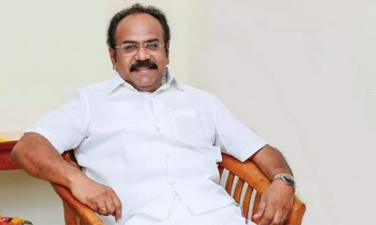 தங்க நகைகளை அடமானம் வைக்க ரிசர்வ் வங்கியின் புதிய விதிமுறைகள் ஏழைகளை கடுமையாக பாதிக்கும்- அமைச்சர் அறிக்கை