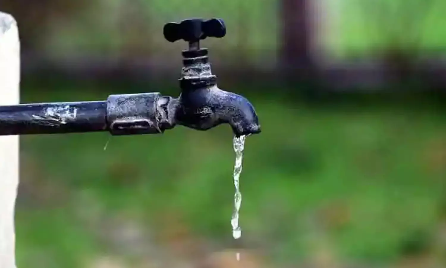 4 மண்டலங்களில் குடிநீர் வினியோகம் நிறுத்தம்