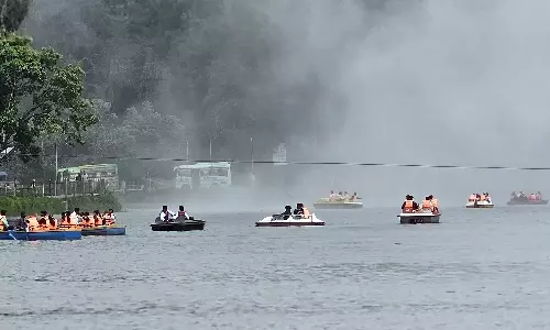 கொடைக்கானலில் கோடை கொண்டாட்டம்- பாரம்பரிய கலை நிகழ்ச்சிகளை கண்டு ரசித்த சுற்றுலா பயணிகள்