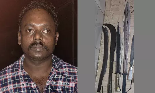 பிரபல ரவுடி துப்பாக்கி முனையில் கைது