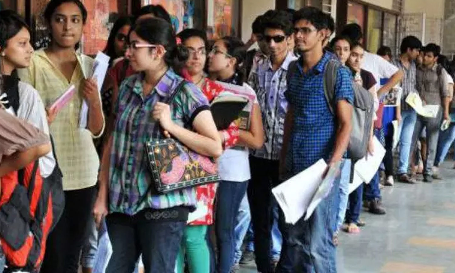 அரசு கலைக் கல்லூரிகளில் 2 லட்சம் மாணவர்கள் விண்ணப்பம்