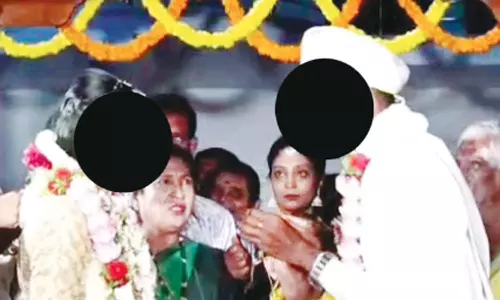 தாலிக்கட்டும் நேரத்தில் காதலனிடம் இருந்து வந்த செல்போன் அழைப்பால் திருமணத்தை நிறுத்திய மணமகள்