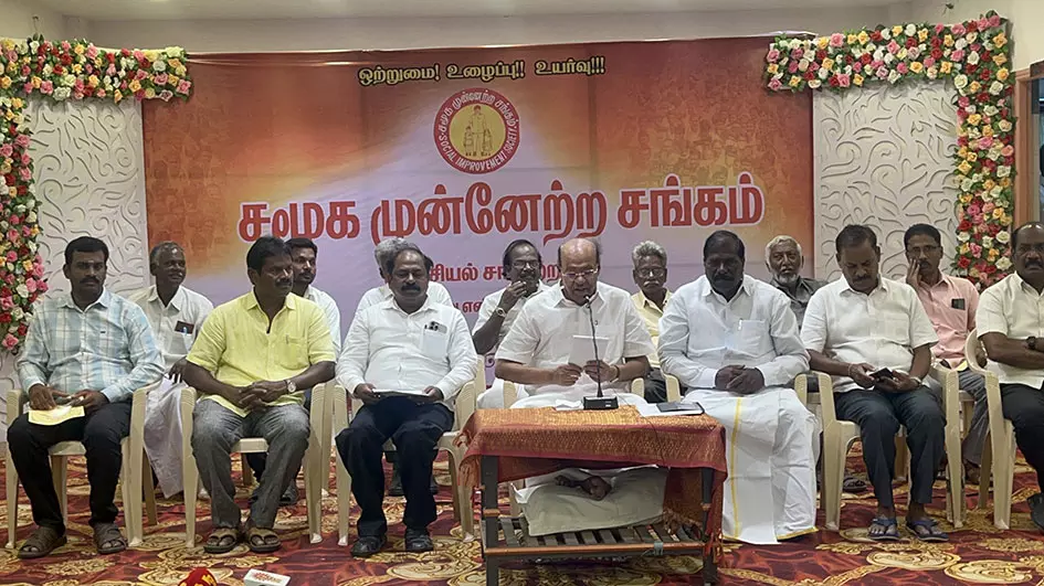 திண்டிவனத்தில் பா.ம.க. சமூக முன்னேற்ற சங்க ஆலோசனை கூட்டம்- டாக்டர் ராமதாஸ் பங்கேற்பு திண்டிவனத்தில் பா.ம.க. சமூக முன்னேற்ற சங்க ஆலோசனை கூட்டம்- டாக்டர் ராமதாஸ் பங்கேற்பு