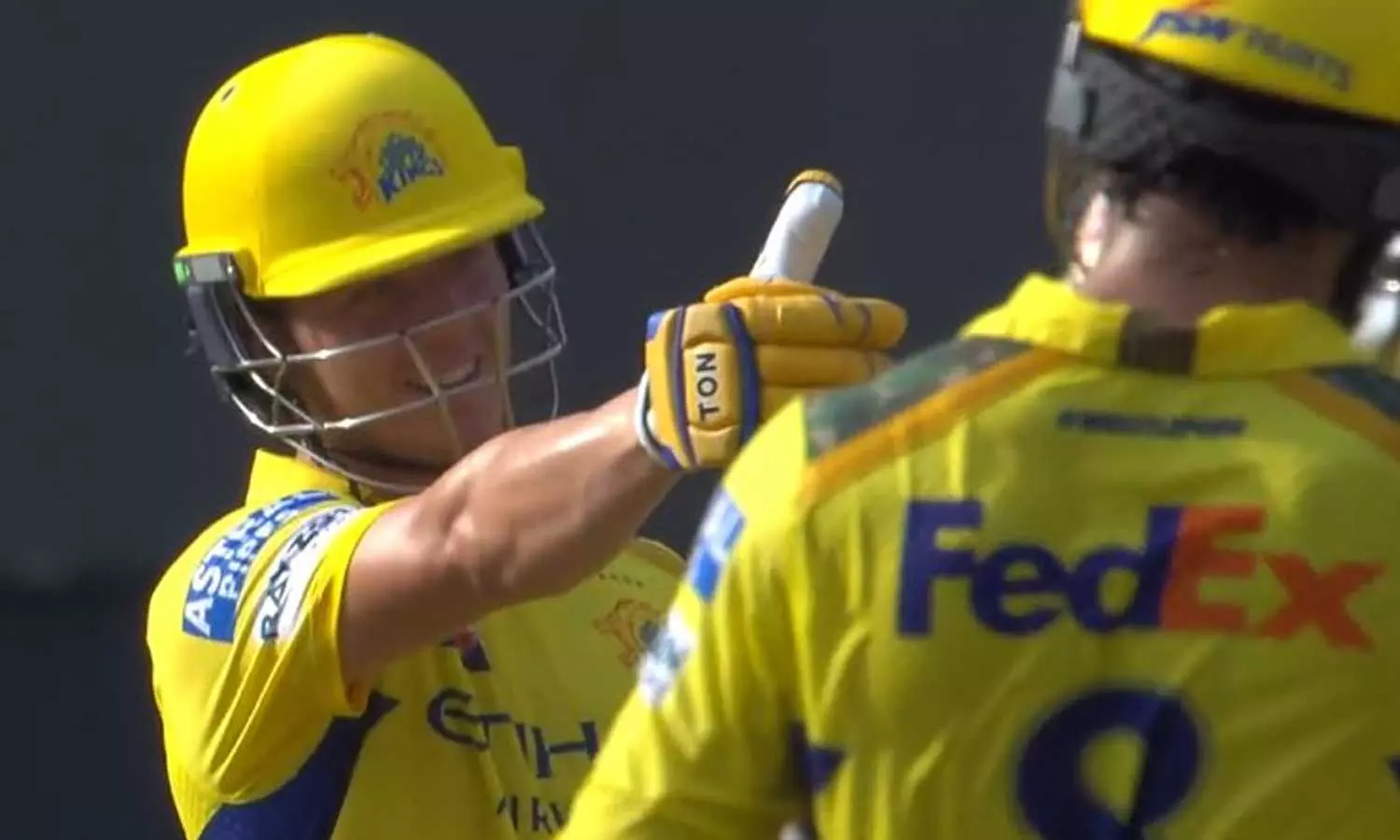 IPL 2025: டிவால்ட் பிரேவிஸ் அதிரடி - குஜராத் அணிக்கு 231 ரன்கள் இலக்கு நிர்ணயித்த சென்னை IPL 2025: டிவால்ட் பிரேவிஸ் அதிரடி - குஜராத் அணிக்கு 231 ரன்கள் இலக்கு நிர்ணயித்த சென்னை