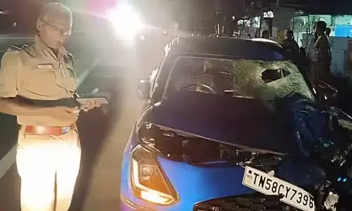 மதுரை உசிலம்பட்டி அருகே கோர விபத்து- ஒரே குடும்பத்தைச் சேர்ந்த 4 பேர் உயிரிழப்பு