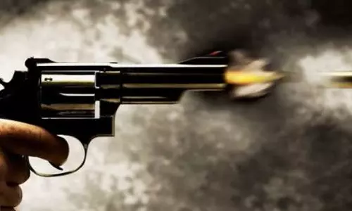 நாகையில் பெண் காவலர் துப்பாக்கியால் சுட்டு தற்கொலை- போலீசார் விசாரணை