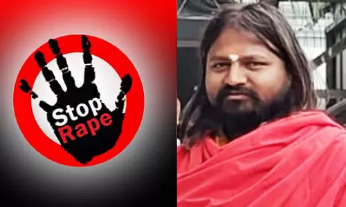 லிப்ட் தருவதாக கூறி சிறுமியை பாலியல் வன்கொடுமை செய்த ராமர் கோவில் பூசாரி கைது