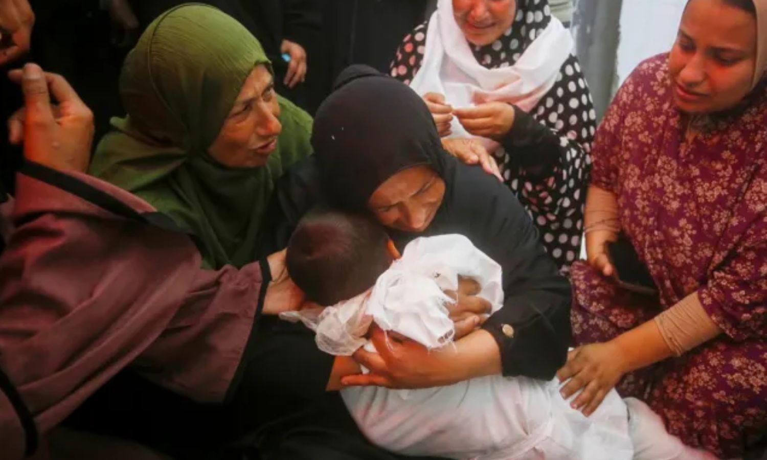 காசா: பள்ளி மீது குண்டுவீசிய இஸ்ரேல்.. குழந்தைகள் உட்பட 25 பேர் படுகொலை