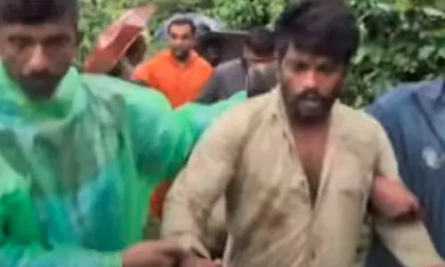 இளம்பெண்ணை கொலை செய்து சிறுமியை கடத்திய கள்ளக்காதலன்