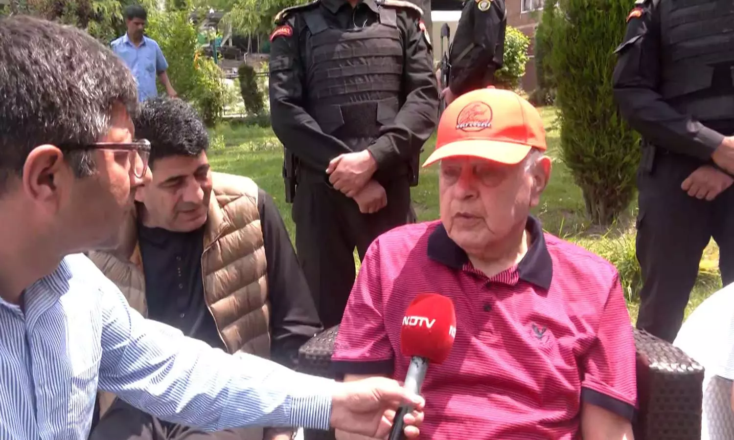 காஷ்மீரில் அச்சம் தணிந்துள்ளது: பரூக் அப்துல்லா