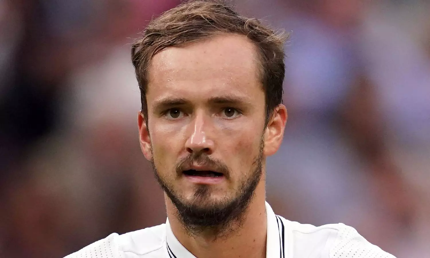 பிரெஞ்சு ஓபன் டென்னிஸ்: முதல் சுற்றில் போராடி வீழ்ந்த மெத்வதேவ் பிரெஞ்சு ஓபன் டென்னிஸ்: முதல் சுற்றில் போராடி வீழ்ந்த மெத்வதேவ்