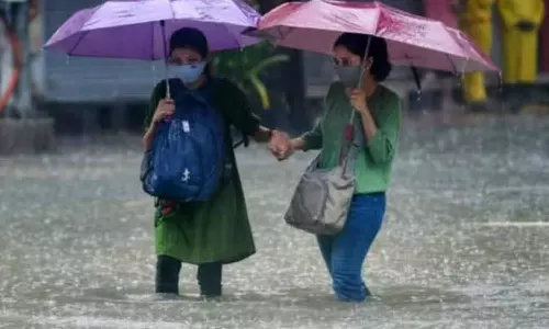 ரெட் மற்றும் ஆரஞ்சு அலர்ட்: 8 மாவட்டங்களுக்கு எச்சரிக்கை