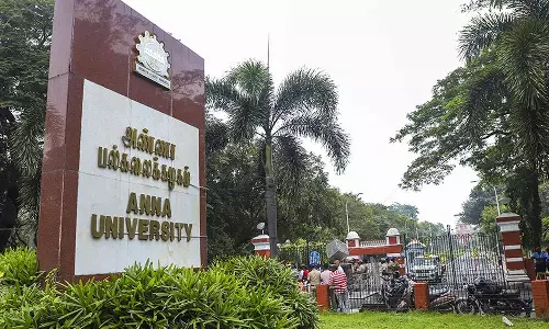 பொறியியல் படிப்பு: 21 நாட்களில் 2.55 லட்சம் மாணவ- மாணவிகள் விண்ணப்பம்