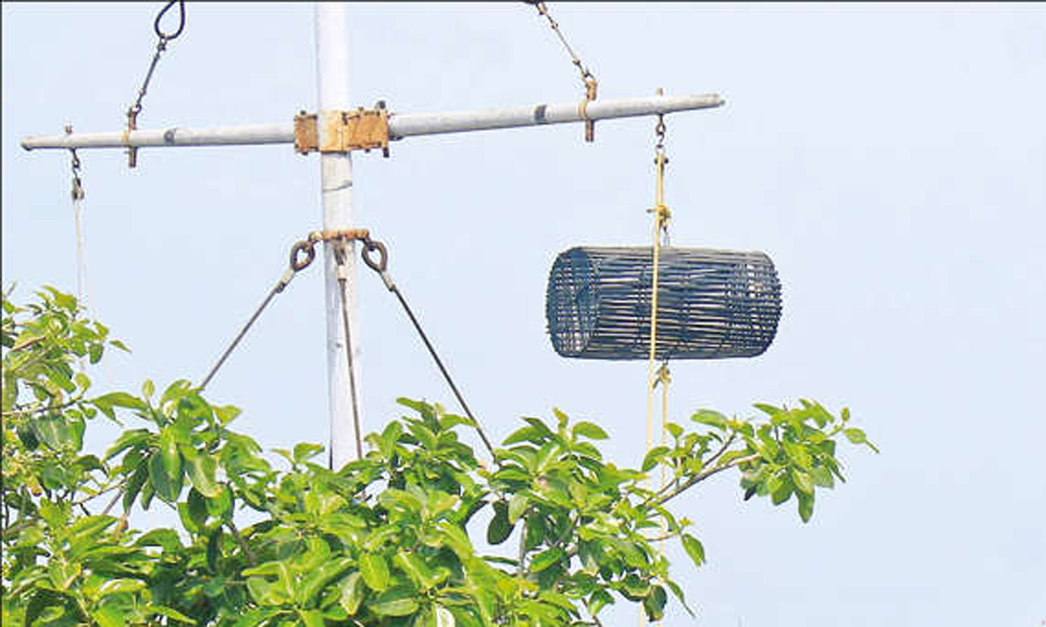 7 துறைமுகங்களில் 1-ம் எண் புயல் எச்சரிக்கை கூண்டு ஏற்றம்