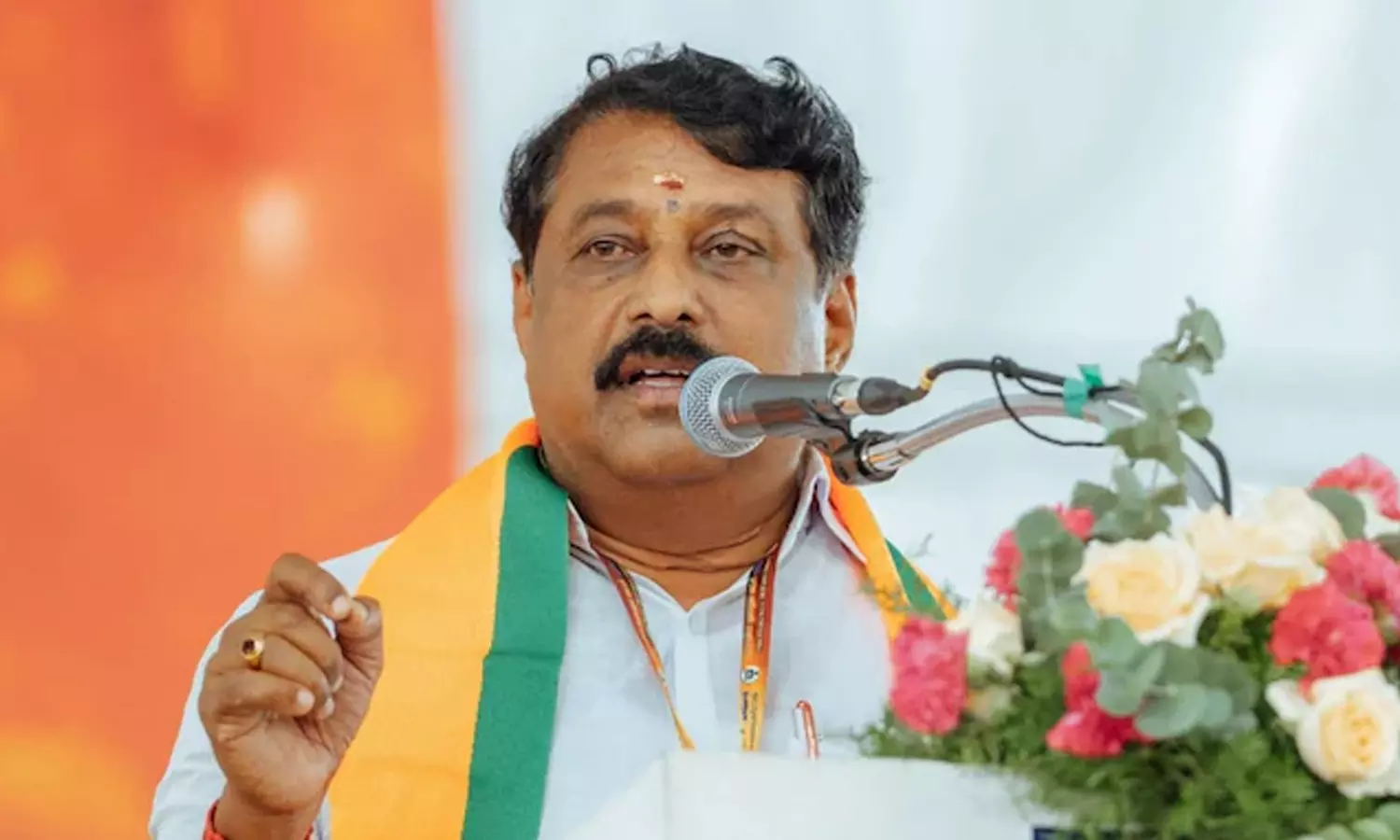 தமிழகத்தில் சட்டம் ஒழுங்கு செம்மையாக இருந்தால் தானே குற்றவாளிகளுக்கு பயமிருக்கும்?- நயினார் நாகேந்திரன் தமிழகத்தில் சட்டம் ஒழுங்கு செம்மையாக இருந்தால் தானே குற்றவாளிகளுக்கு பயமிருக்கும்?- நயினார் நாகேந்திரன்