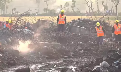 பஞ்சாப் பட்டாசு ஆலையில் பயங்கர வெடிவிபத்து - 5 தொழிலாளர்கள் பலி - 29 பேர் படுகாயம்