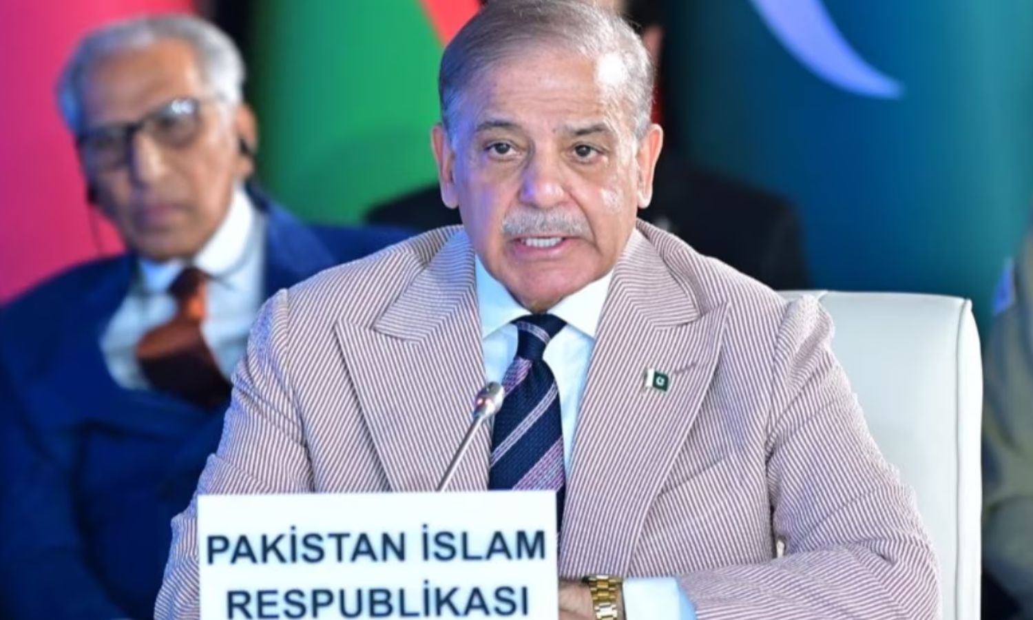 லட்சக்கணக்கான உயிர்களை பணயம் வைக்க கூடாது - சிந்து நதிநீர் ஒப்பந்தம் பற்றி பாகிஸ்தான் பிரதமர்