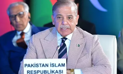 லட்சக் கணக்கான உயிர்களை பணயம் வைக்க கூடாது - சிந்து நதிநீர் ஒப்பந்தம் பற்றி பாகிஸ்தான் பிரதமர்