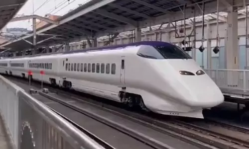 இந்தியாவின் முதல் புல்லட் ரெயில் சோதனை ஓட்டம் வெற்றி