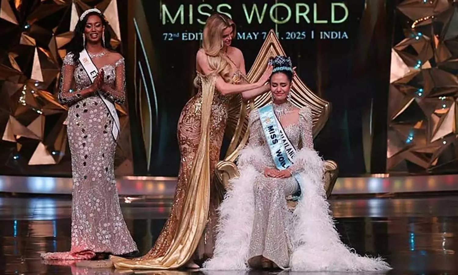 உலக அழகி பட்டம் வென்ற தாய்லாந்தை சேர்ந்த சுசாதா சுவாங்ஸ்ரீக்கு ரூ.8.50 கோடி பரிசு