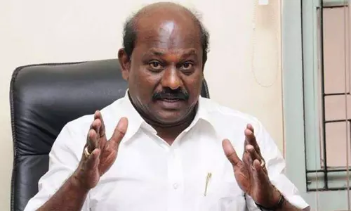 சுங்க கட்டணத்தை முறைப்படுத்தாவிட்டால் வணிகர் சங்க பேரமைப்பு சார்பில் ஆர்ப்பாட்டம் நடத்தப்படும்- விக்கிரமராஜா