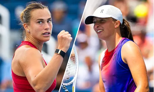 பிரெஞ்சு ஓபன் டென்னிஸ்: ஸ்வியாடெக், சபலென்கா காலிறுதிக்கு முன்னேற்றம்