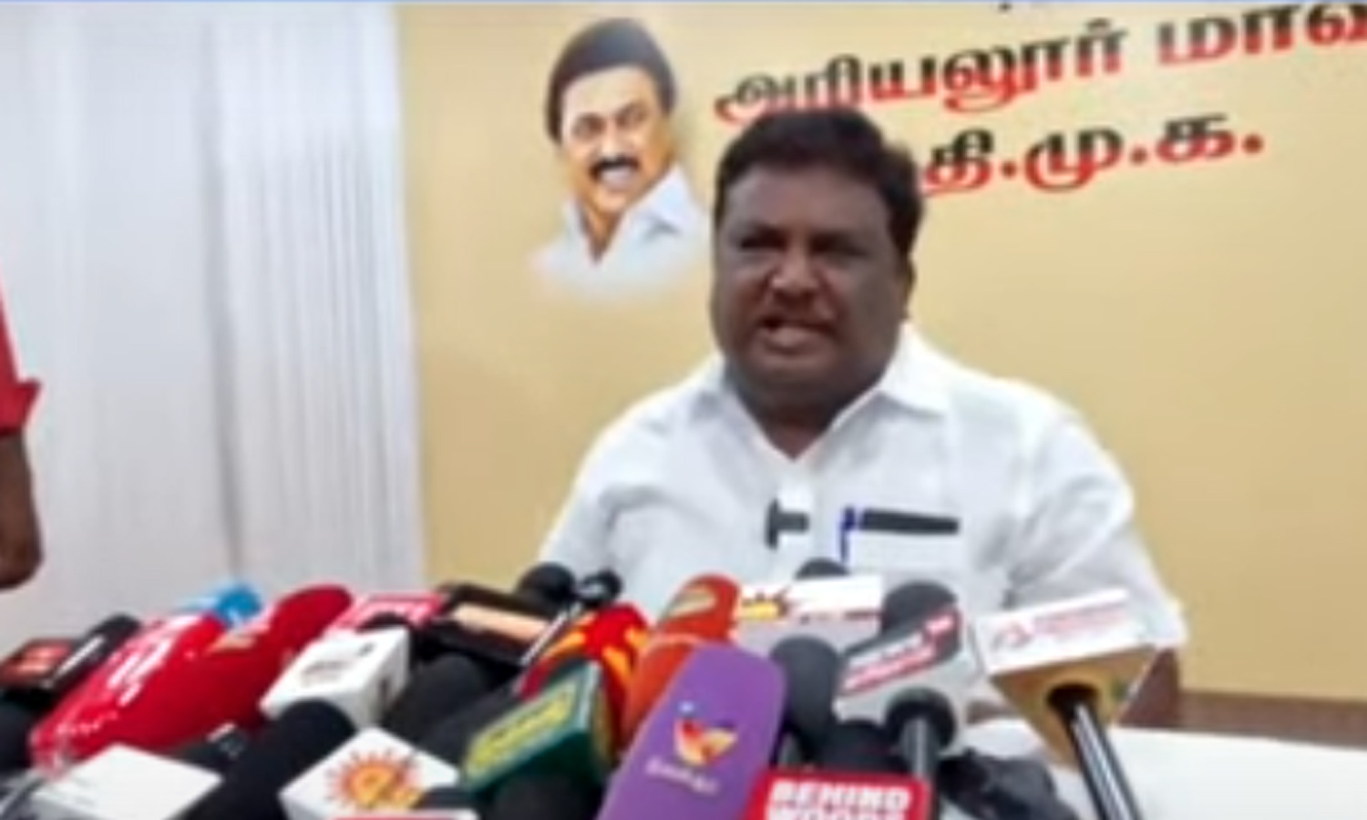 அரசு பேருந்து கட்டணம் உயர்த்தப்படுமா? - அமைச்சர் விளக்கம்