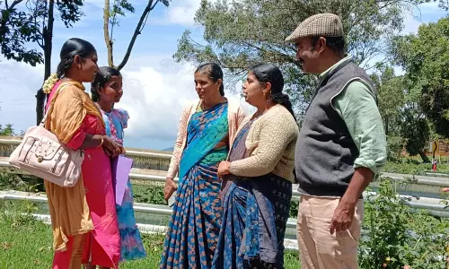 தமிழ்நாட்டிலேயே முதன்முறையாக அரசு பள்ளியில் சேரும் மாணவர்களுக்கு ரூ.5 ஆயிரம் டெபாசிட்-  ஆசிரியர்கள் புது முயற்சி