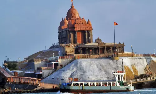 விவேகானந்தர் மண்டபத்துக்கு செல்லும் படகு கட்டணம் உயர்வு - நாளை முதல் அமல்