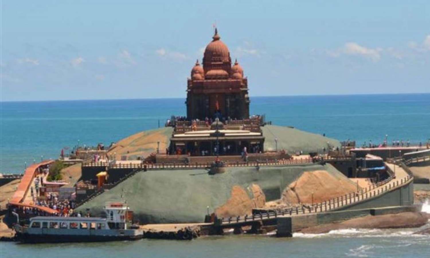 கன்னியாகுமரியில் விவேகானந்தர் மண்டபத்துக்கு படகு கட்டணம் உயர்வு - இன்று முதல் அமல்