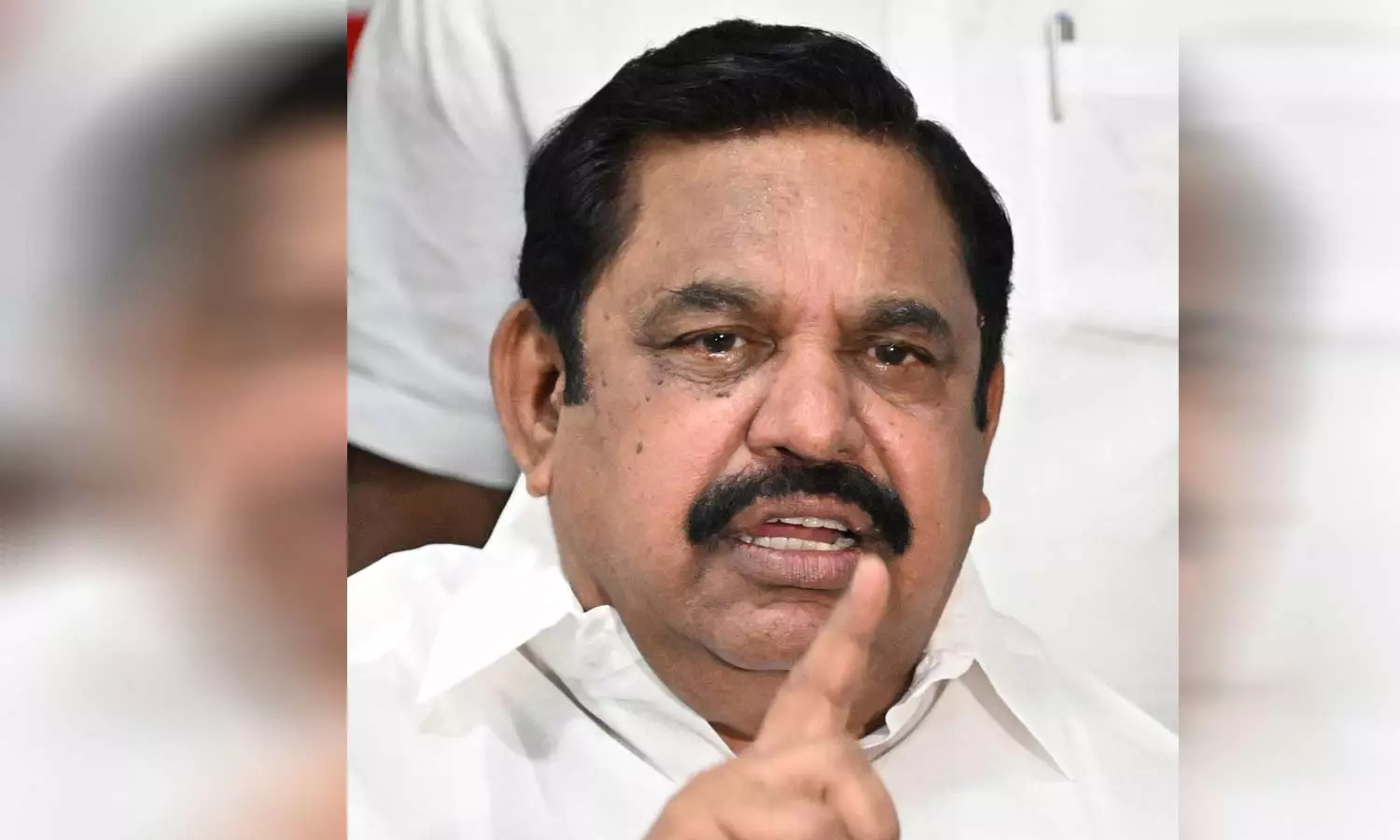 பண மோசடி புகாரில் வழக்குப்பதிவு: அதிமுக ஐ.டி. விங் நிர்வாகி பிரசாத் கட்சியில் இருந்து நீக்கம் பண மோசடி புகாரில் வழக்குப்பதிவு: அதிமுக ஐ.டி. விங் நிர்வாகி பிரசாத் கட்சியில் இருந்து நீக்கம்