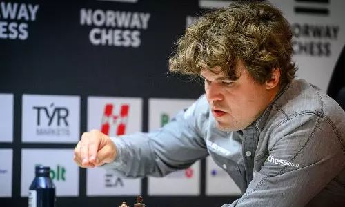 நார்வே செஸ் தொடர்: 7-வது முறையாக பட்டத்தை வென்றார் கார்ல்சன்