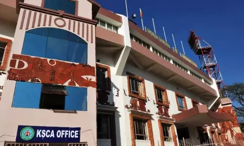 கர்நாடகா கிரிக்கெட் அசோசியேஷன் செயலாளர், பொருளாளர் ராஜினாமா