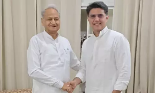 காங்கிரஸில் திருப்பம்: முடிவுக்கு வரும் ராஜஸ்தான் பூசல்?.. அசோக் கெலாட் - சச்சின் பைலட் நேரில் சந்திப்பு