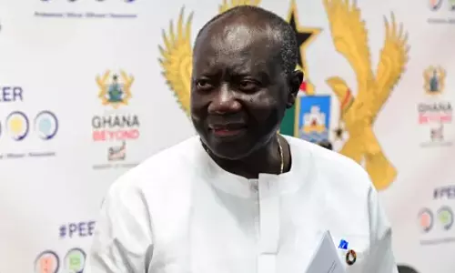 ரூ.500 கோடி ஊழல் குற்றச்சாட்டு: கானா நிதி மந்திரி சர்வதேச போலீசின் தடை பட்டியலில் சேர்ப்பு