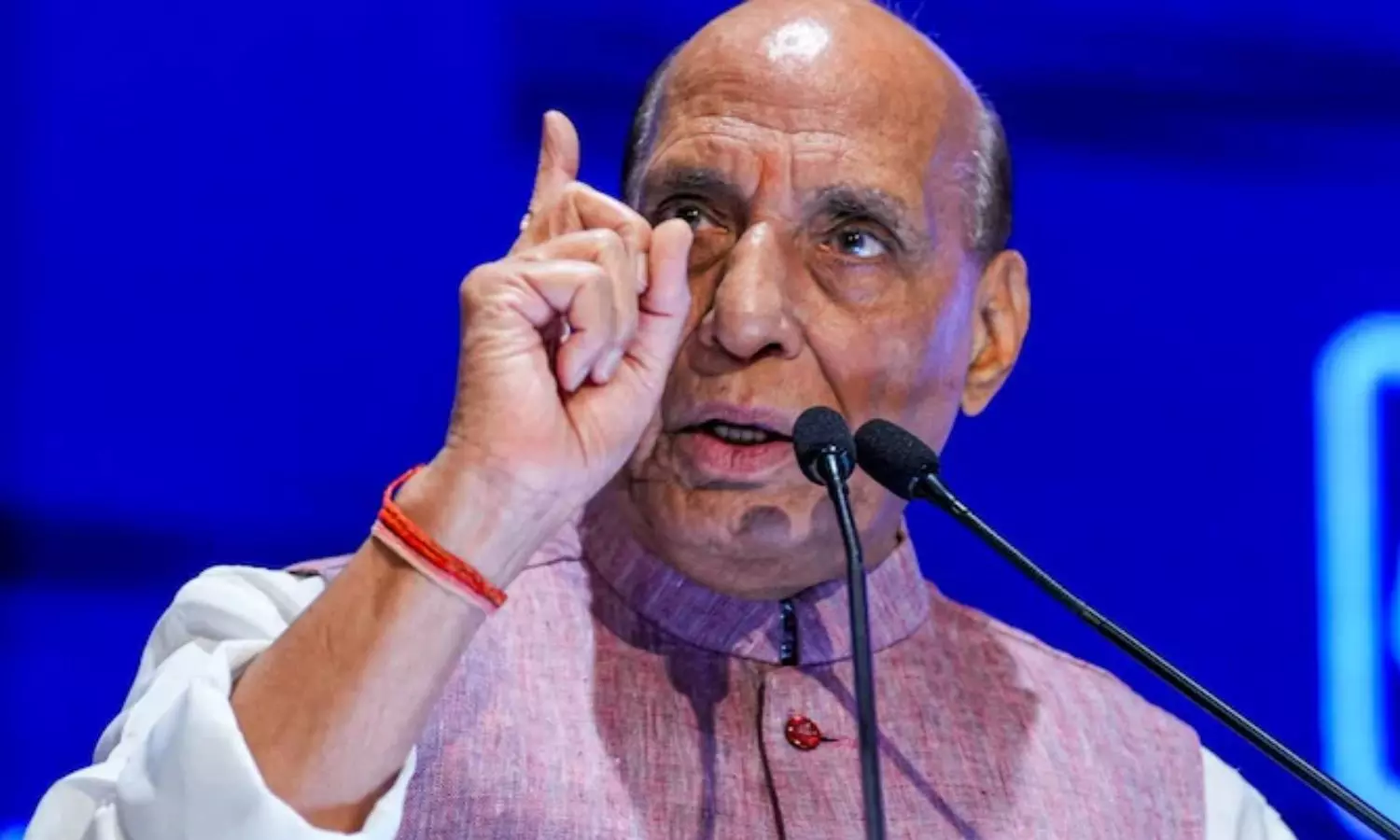 பாலை பாதுகாக்க பூனைக்கு பொறுப்பு.. ஐ.நாவின் சில முடிவுகளால் கடும் அதிருப்தி - ராஜ்நாத் சிங்