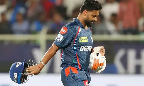 பண்ட்-ஐ விடுவித்து விட்டு மினி ஏலத்தில் குறைவான தொகைக்கு வாங்கலாம் - ஆகாஷ் சோப்ரா ஆலோசனை